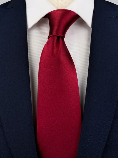 Solid Silk Tie in Dark Carmine-Red